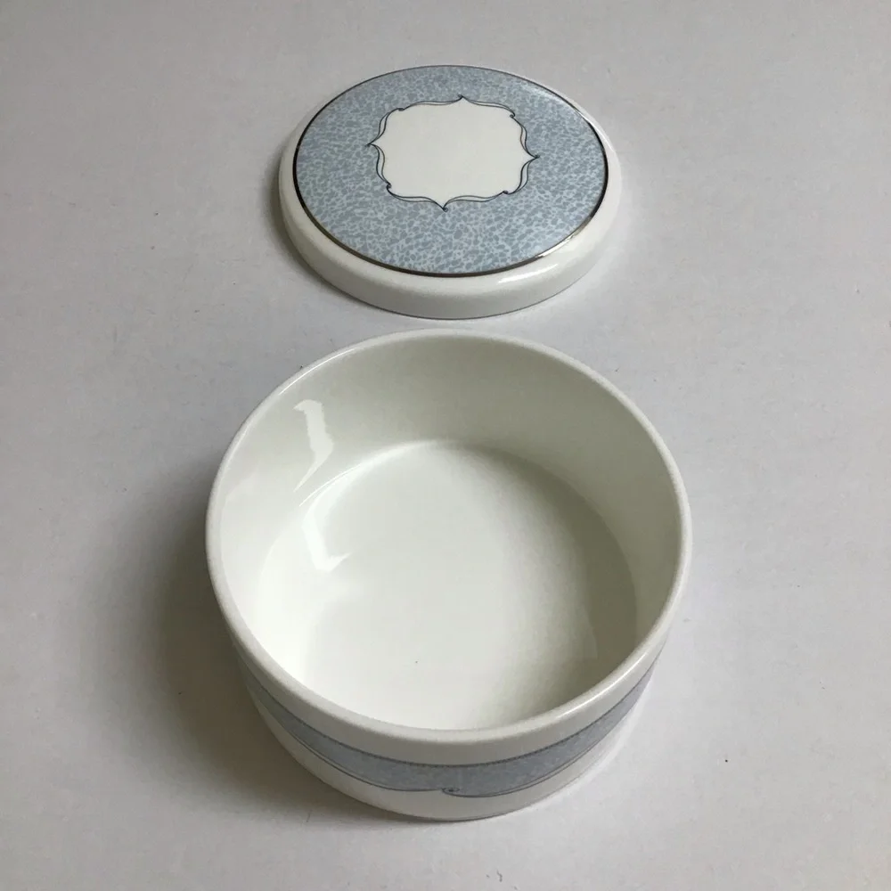 Wedgwood Porcelain Powder Box VENICE Trinket Jewelry Signed Vanity Boudoir Round